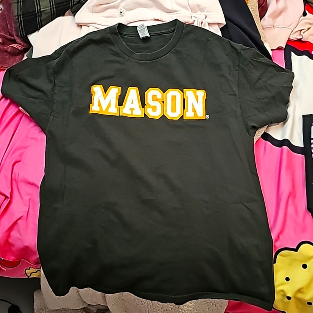 University George Mason t-shirt